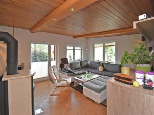 Welcoming Family Escape