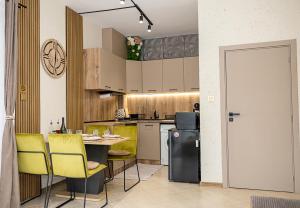 Stylish Flat with Free Pool Access, Bendita Mare by Flat Mаnаger