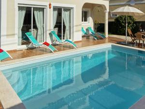 Villa in Carvoeiro near Beach & Pool
