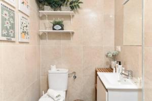 Central Boutique apartment 3 mins from Calle Larios and 20 min from beach