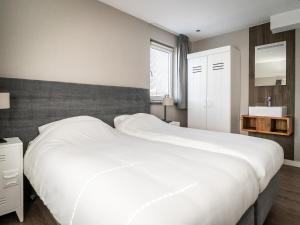 Modern Holiday Home in De Cocksdorp