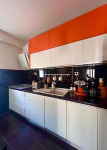 Modern Central Flat
