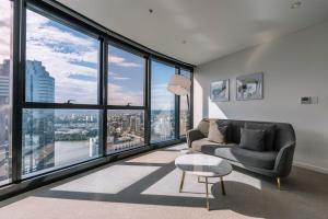 Amazing city & river views Level 37th Skytower