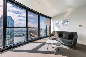 Amazing city & river views Level 37th Skytower