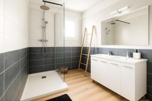 Maisons de vacances Les Pres : photos des chambres