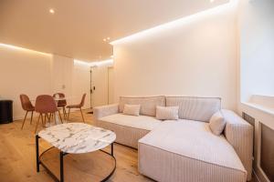 Beautiful Flat near River