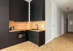 Marina Gdańsk City Centre Apartment by BookingHost