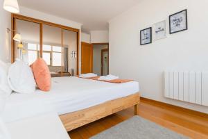 Liiiving in Gaia - Douro Balcony View