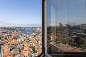 Liiiving in Gaia - Douro Balcony View - 3hvězdičkové hotely ve městě Vila Nova de Gaia