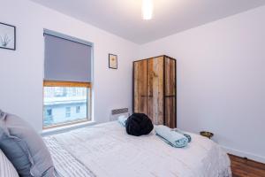 Elegant 2BR City Flat near Northern Quarter