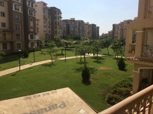 مدينتي شقه مفروشه