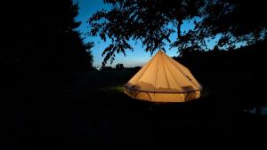 Pod Orzechem Włoskim 1