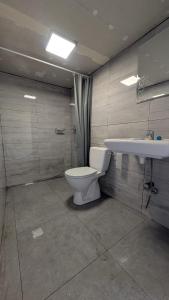 Pod Orzechem Włoskim 1