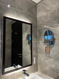 Em Apartment - Ocean and Lighthouse View, Sapphire Residence S2