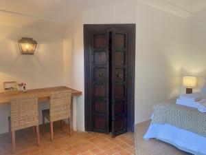 B&B / Chambres d'hotes Mas de la Calade : photos des chambres