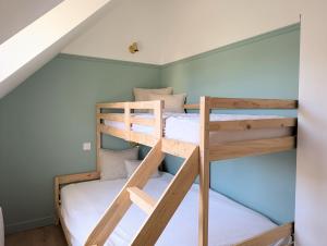 Maison Dahouët en bord de mer- Grand Jardin clos