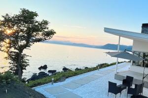 洞爺湖町一棟貸ヴィラ UMITO Luxury Private Villa Exclusive One Group Per Day Panoramic Views of Lake Toya and Funka Bay