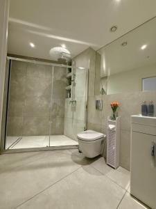 Great Quiet & Brand New Flat With Great Transport Links in Bushey