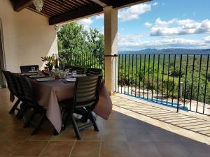 Villas Courry Views Pool & Nature : photos des chambres