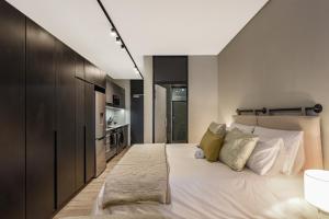 Big Screen Bliss at The Lineal