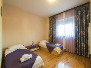 Holiday Home near Zadar with Private Pool