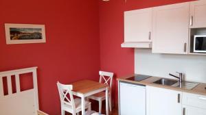 Charming studio apartment with terrace near Mérode