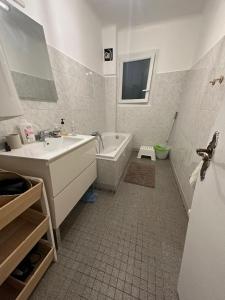 Appartements 2 pieces Cannes centre Terrasse et plage a 5 min : photos des chambres