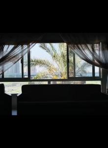 شقة فاخرة بإطلالة على النيل فى ابراج الخليج البحر الأعظم