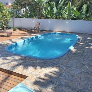 Casa Lourdes - Piscina área grande 500m da praia