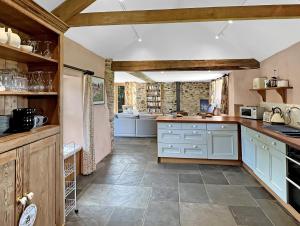 Widehay Barn Mariansleigh