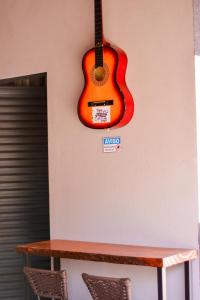 Casa com garagem e churrasqueira em otima regiao