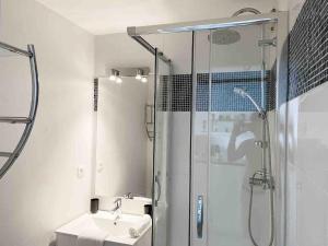 Appartements Bara ,Balcony ,Parking ,Patte d-oie neighborhood : photos des chambres