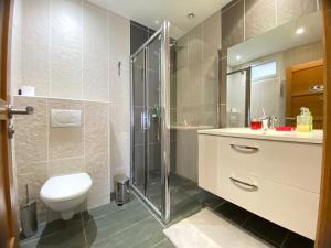 Villas Les Chenes Lieges grande villa avec piscine : photos des chambres