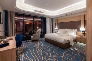 فندق سي تاور