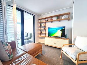 Wavescapes Bayview Bliss