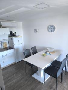 MH JULIA&Hot tube Spa