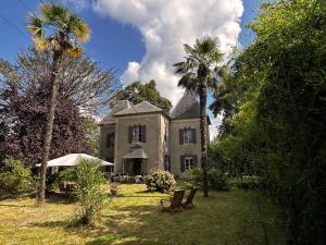 Maisons d'hotes Chateau Lesteous : photos des chambres