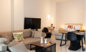 Seaside Breeze Studio