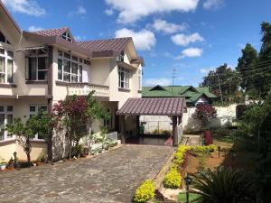 Beaumont Homestay 377