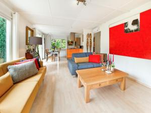 Cozy Hideaway in Ferrières