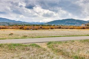 1 Mi to Marina Frisco Condo with Mtn-View Balcony!