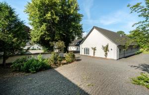 Lovely Home In Nimtofte With Wifi