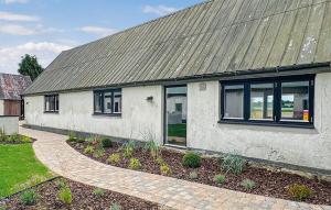 3 Bedroom Lovely Home In Hammenhög