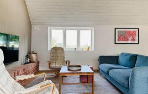 3 Bedroom Lovely Home In Hammenhög