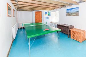 Fern Bank - 5 Bedroom House - Horton