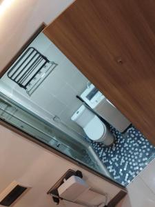 Fully Furnished 1 Bedroom Condo - Fame Residences, Tower 2