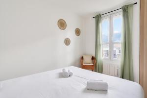 Bright apartment for 2 people just ouside Paris