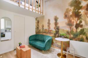 Superb and design studio near the Eiffel Tower