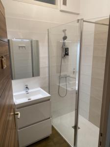 Maison 200m plage rue pietonne