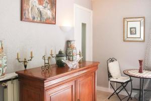 Maisons de vacances Spacious quiet house with pretty garden : photos des chambres